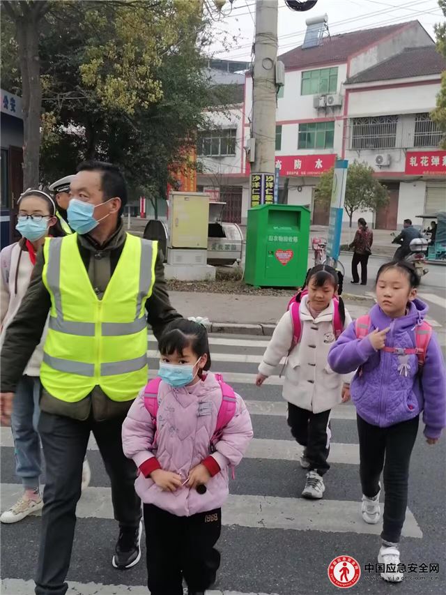 15353854259223578_25.jpg 15353854259223578_25.jpg