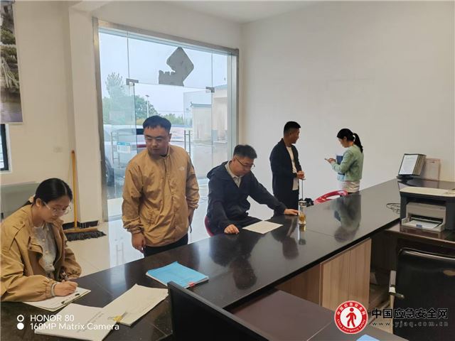 16545337388188496_39.jpg 16545337388188496_39.jpg