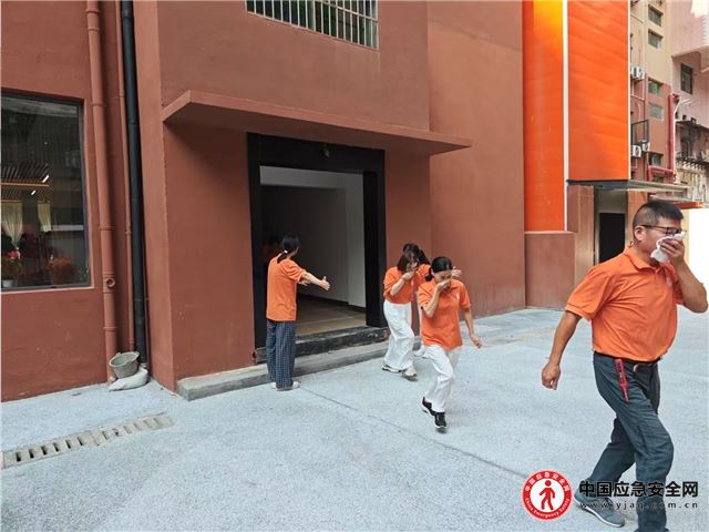 11370993637800909_25.jpg 11370993637800909_25.jpg