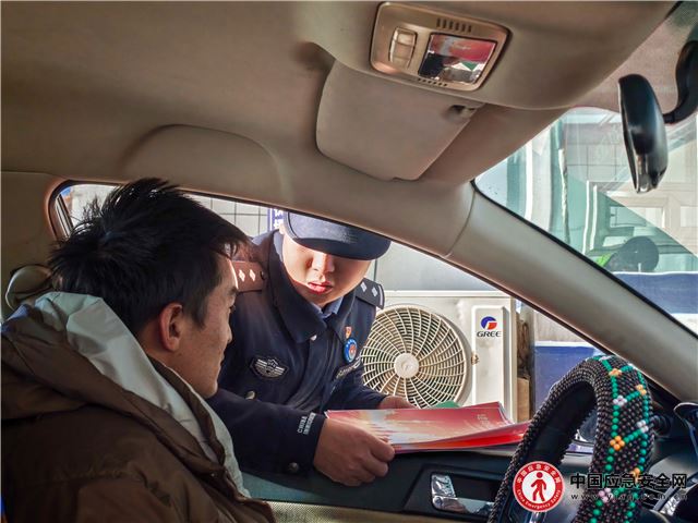 新疆克州：宪法宣传