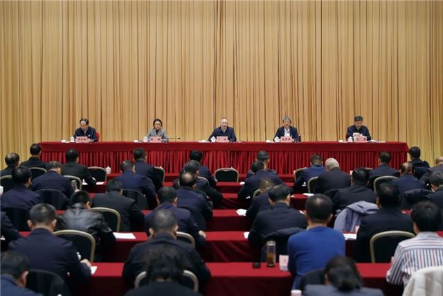 王昆在全国地震局长