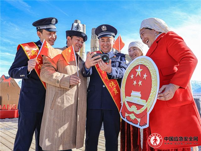 传递两会福音 实干